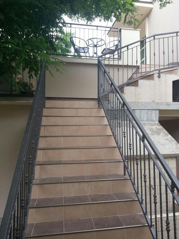 Guesthouse Liska موستار المظهر الخارجي الصورة