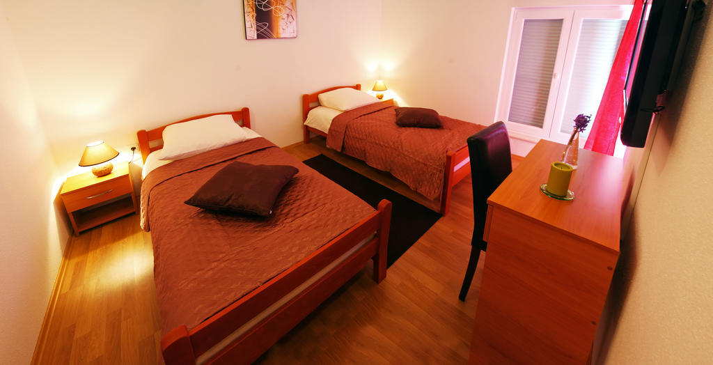 Guesthouse Liska موستار الغرفة الصورة